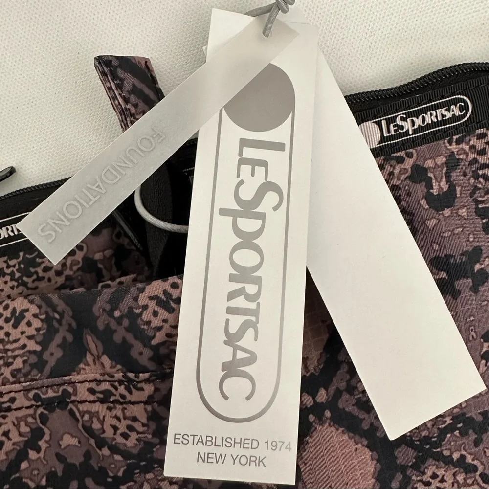 Lesportsac carlin diaper